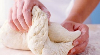 How to prepare yeast dough