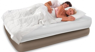 Кровать двуспальная надувная - удобное место для сна и отдыха 