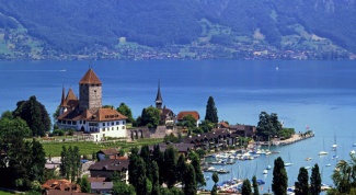 Почему в Швейцарии 4 государственных языка 