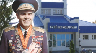 Где похоронен космонавт Андриан Николаев