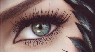 How harmful dyeing eyelashes in the salon