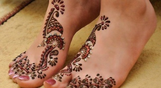 Henna for tattoos - preparation and usage 