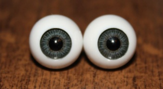 Из чего можно сделать глазки для самодельных кукол 