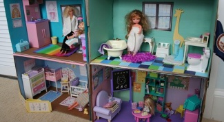 Домики для Барби – мечта многих девочек 