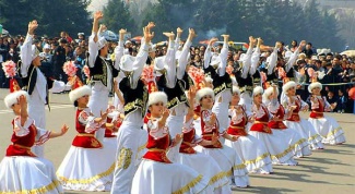 Какие праздники отмечаются в Казахстане