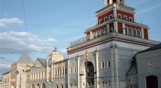 How to get to the Kazan railway station