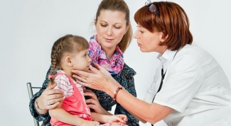 Как лечить кишечный грипп у ребенка