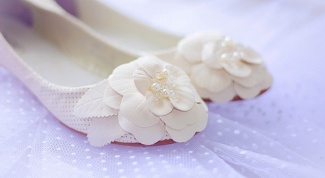 Балетки как обувь для невесты