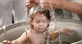 Разрешено ли в России крещение суррогатных детей 