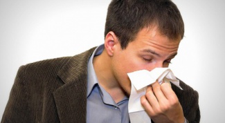 Носовые кровотечения - причины и первая помощь