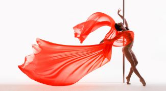 Для раскрепощенных девушек: как научиться красиво танцевать стриптиз