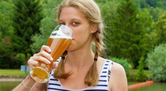 Женский пивной алкоголизм: тяжелая зависимость или плохая привычка?