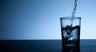 Мнение экспертов об употреблении воды: какая лучше?