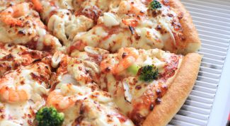 Морская пицца с креветками: экзотично и вкусно