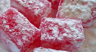 Strawberry Turkish delight at home