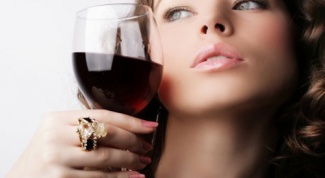 Алкогольный напиток и характер женщины