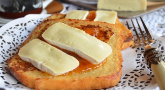 Рецепты утренних тостов и бутербродов с мягким сыром типов «Бри» и «Камамбер»