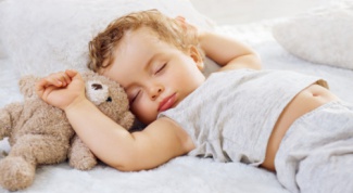 Как уложить ребенка спать. 4 простых правила