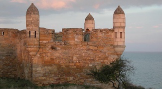 Достопримечательности Крыма: Турецкая крепость в Керчи