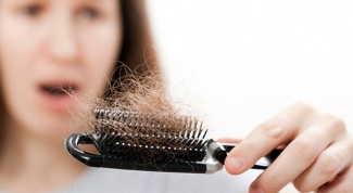 Hair fall: how to fix the situation