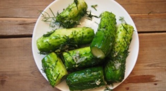 Salted cucumbers with garlic - quick and tasty snack