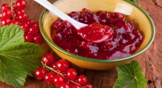 How to cook jam from a red currant