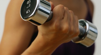 Из-за чего болят мышцы после тренировки?