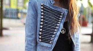 A few simple ways how to decorate a Jean jacket 