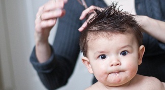 Как подстричь младенца