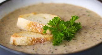 Как приготовить простой суп-пюре из шампиньонов