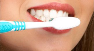 Уход за полостью рта: как правильно чистить зубы