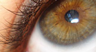 Как поменять цвет глаз без линз