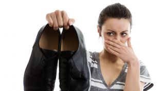 Как удалить неприятный запах из обуви