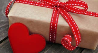 Как сделать оригинальный подарок парню на День святого Валентина