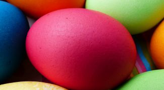 Как покрасить яйца свеклой