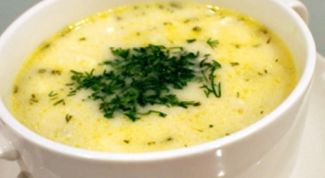 Soup with melted cheese