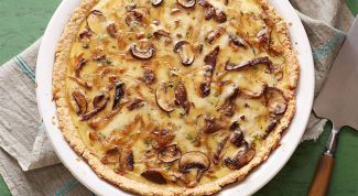 How to make mushroom tart with young onions