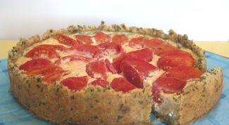 Quiche with tomatoes