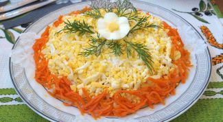 Salad with chicken and Korean carrot
