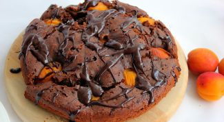 Шоколадно-абрикосовый пирог