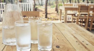 Мифы о водном балансе: как и сколько нужно пить воды