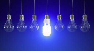 Чем опасны энергосберегающие лампочки