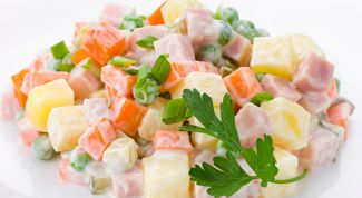 Как приготовить салат "Оливье": два необычных рецепта
