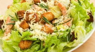 Как приготовить салат «Цезарь» с курицей: пошаговый рецепт