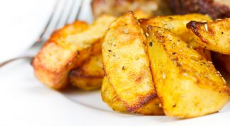 Как приготовить вкусную жареную картошку: советы хозяйкам