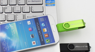 Как выбрать USB флешку для смартфона