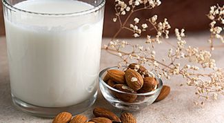 Как сделать молоко без молока: простые рецепты