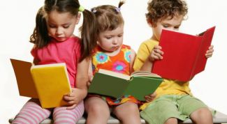 Как научить ребенка любить читать книги: простые упражнения
