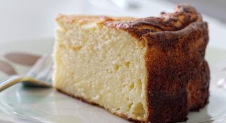 Как приготовить творожно-сырный пирог к завтраку