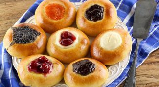 Сладкие булочки из дрожжевого теста: пошаговые рецепты с фото для легкого приготовления